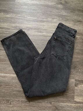 H&M women’s 90’s Washed Black Straight Jeans